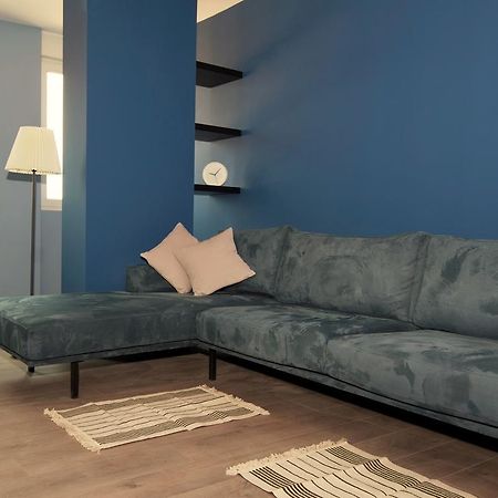 Dion Apartment Tirana Exteriör bild